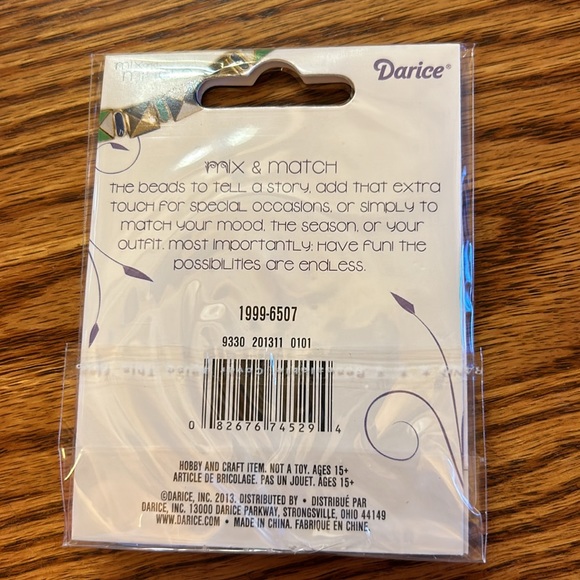 NWT 4 Packs Jewelry Interchangeable Bands & Bling Metal Charms Sliders by Darice - Picture 7 of 9